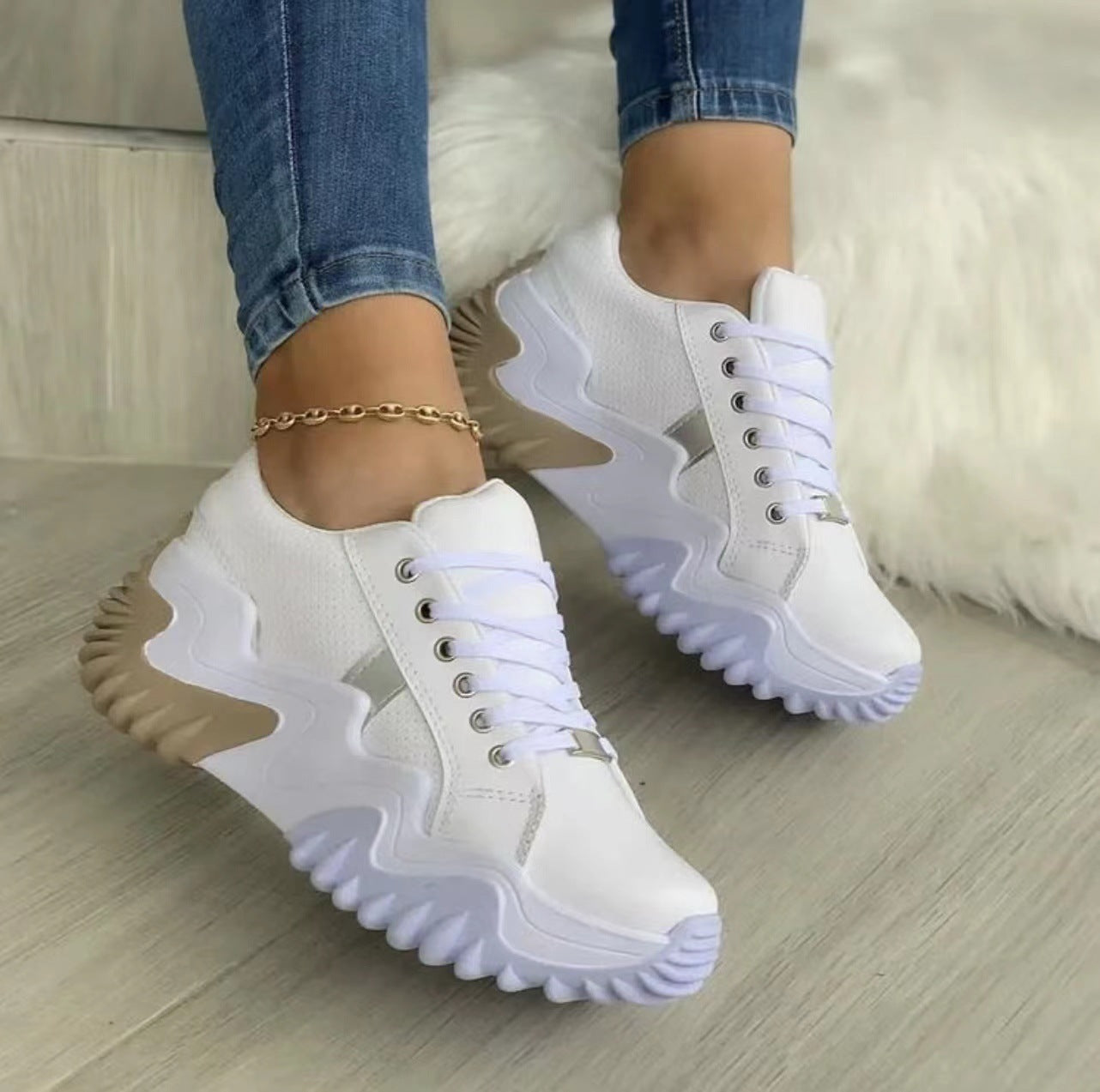 Xara - Volt Sneakers